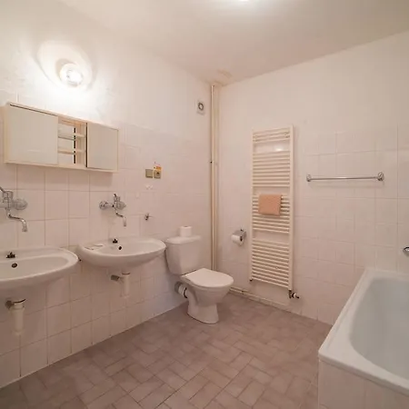 Luisa Hotel