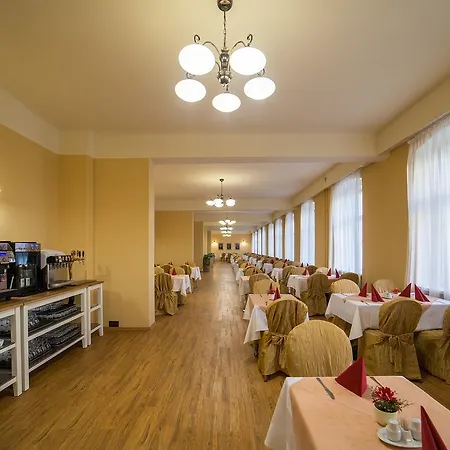 Hotel Luisa 3*