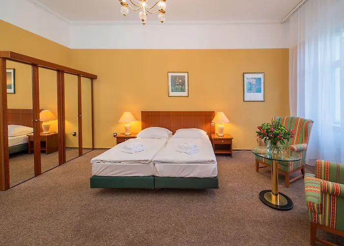 Luisa Hotel 3*