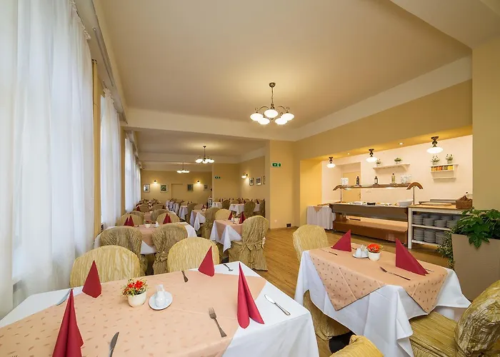 Luisa Hotel
